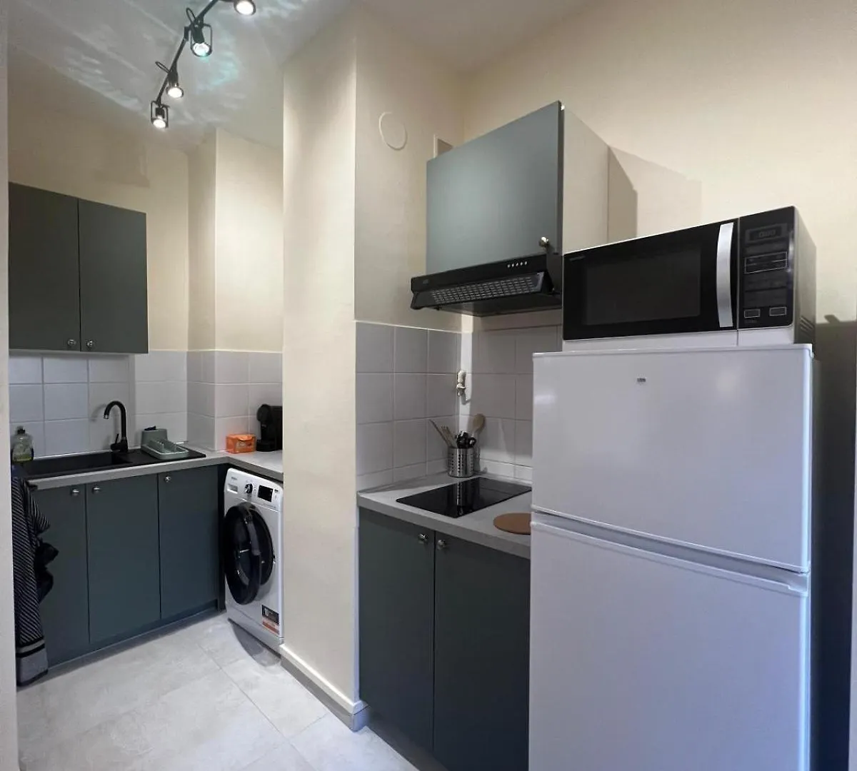 Studio Proche Mer Antibes Centre Apartment